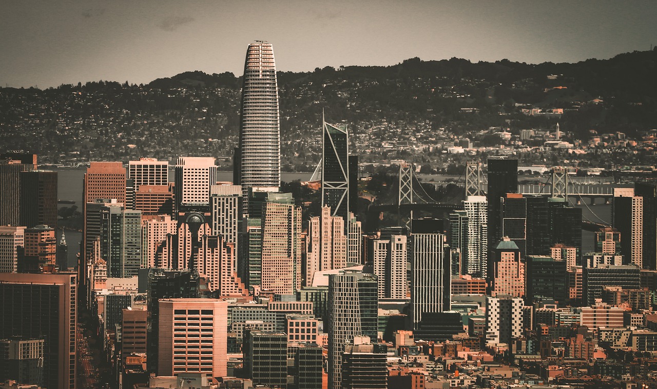 也频繁在欧 也频繁在欧