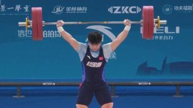 中国香港球员不满拜合拉木：我们是一个大家庭，他们不能欺负球迷.