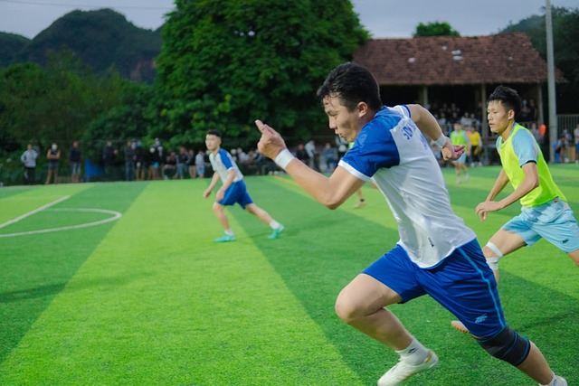 足總盃 ｜曼城反勝2：1　 50碼笠射變傳奇烏龍波　BBC：「一生難忘的精彩射門」（有片）.